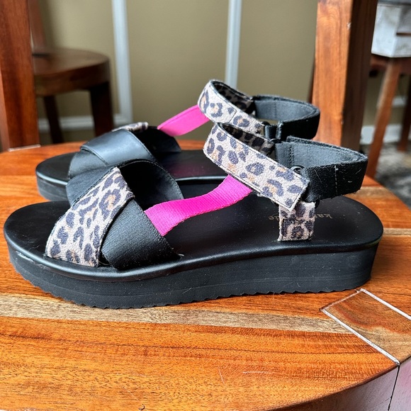 KATE SPADE Dotty Sandal In Taupe/ Black - Picture 4 of 16